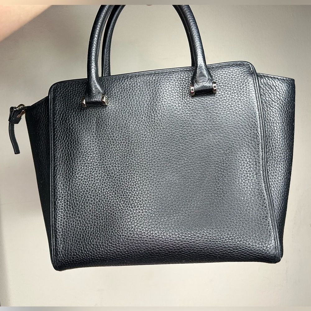 Kate Spade ♠️ - Picture 4 of 9